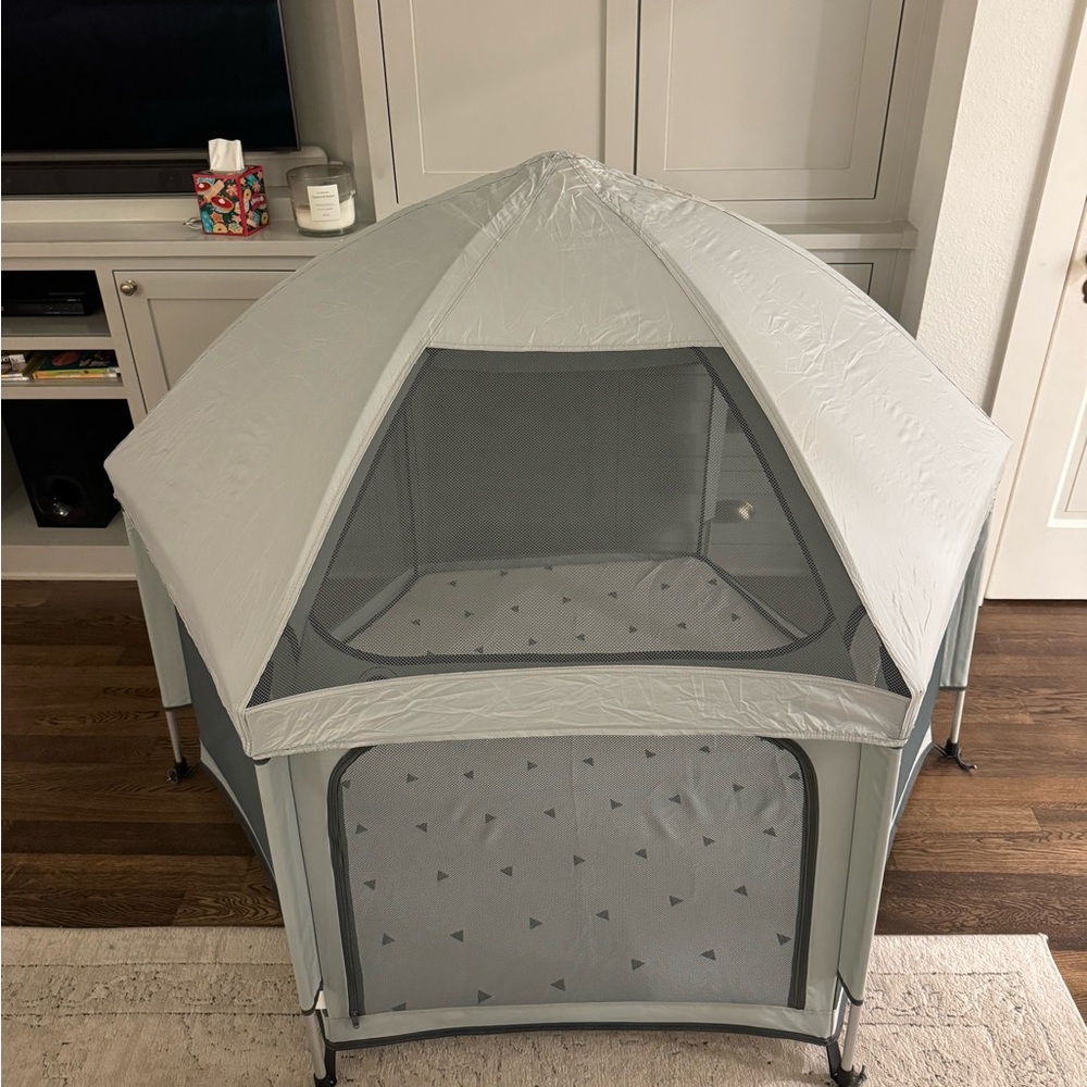 The California Beach Co outdoor playpen